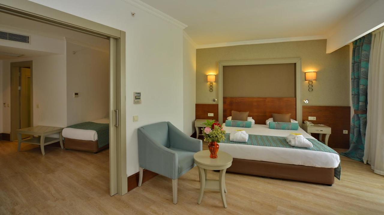 Side Crown Palace Ultra All Inclusive Bagian luar foto