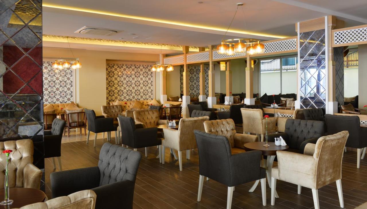 Side Crown Palace Ultra All Inclusive Bagian luar foto