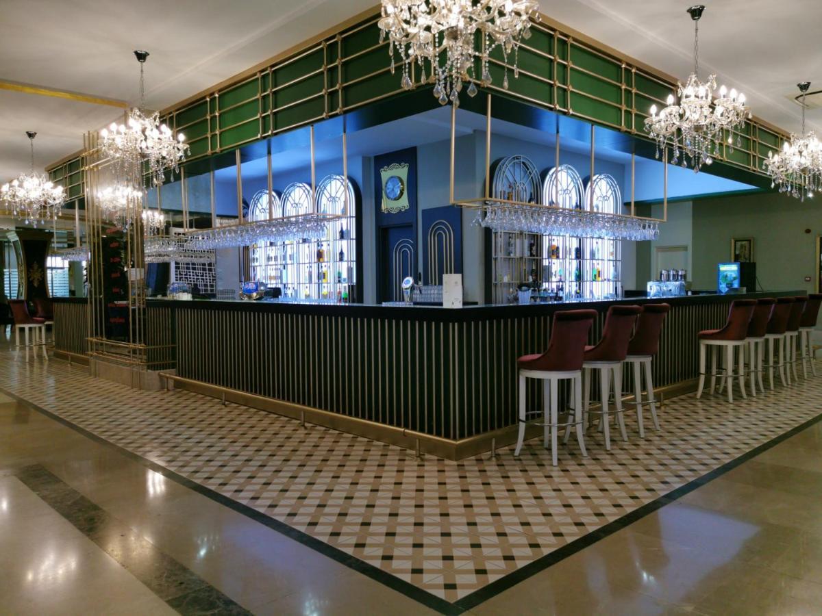 Side Crown Palace Ultra All Inclusive Bagian luar foto