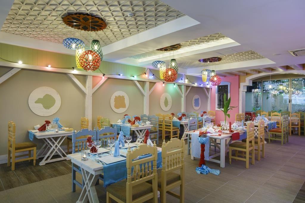 Side Crown Palace Ultra All Inclusive Bagian luar foto