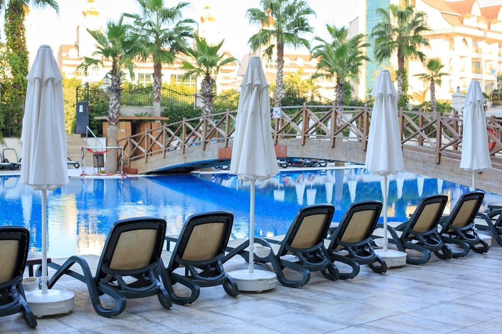 Side Crown Palace Ultra All Inclusive Bagian luar foto